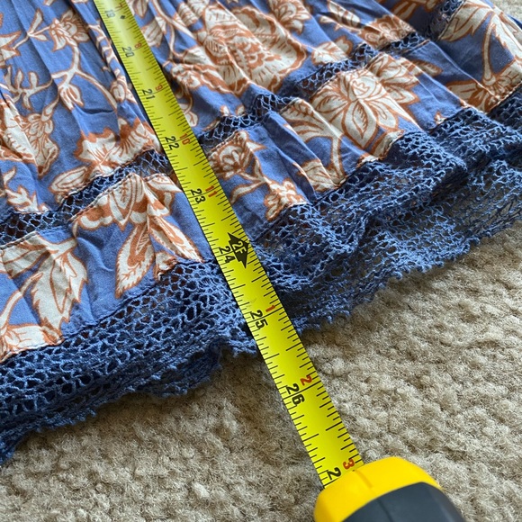 Melrose and Market Tank - Picture 5 of 6